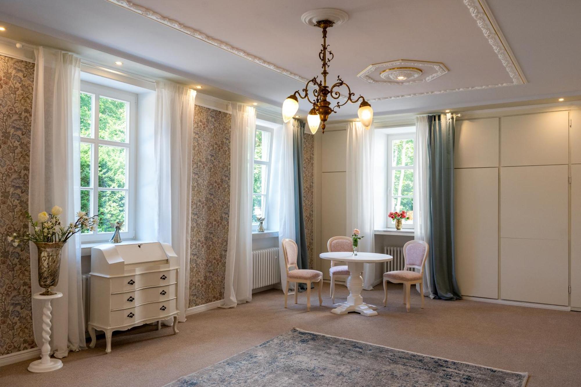 Schlosshotel Wilhelmsthal Calden Esterno foto